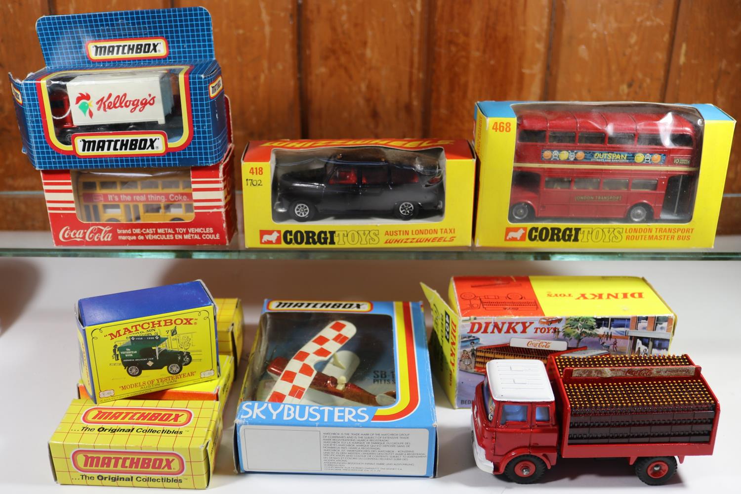 Quantity of various makes. 2 Corgi Toys. London Transport Routemaster Bus (468). In red L.T. livery,