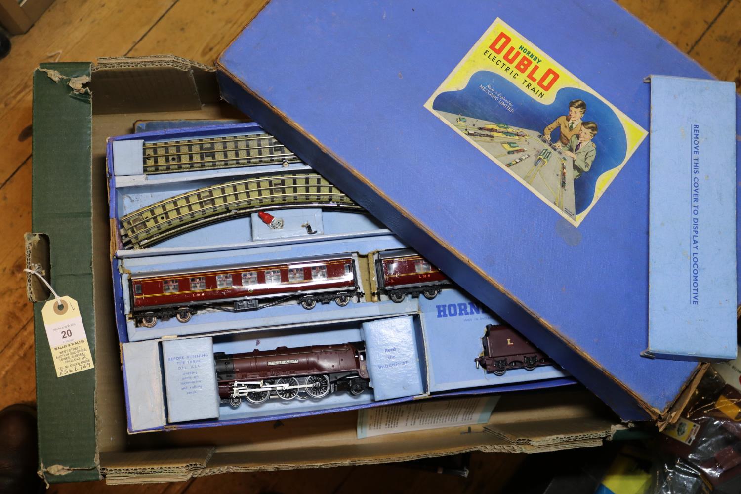 2 Hornby Dublo 3 rail train sets. A Passenger Train EDP2 comprising 4-6-2 locomotive and tender