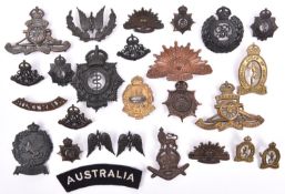 10 pre 1953 Australian Corps etc cap badges: Artillery (oxidised and brass), oxidised GRVI