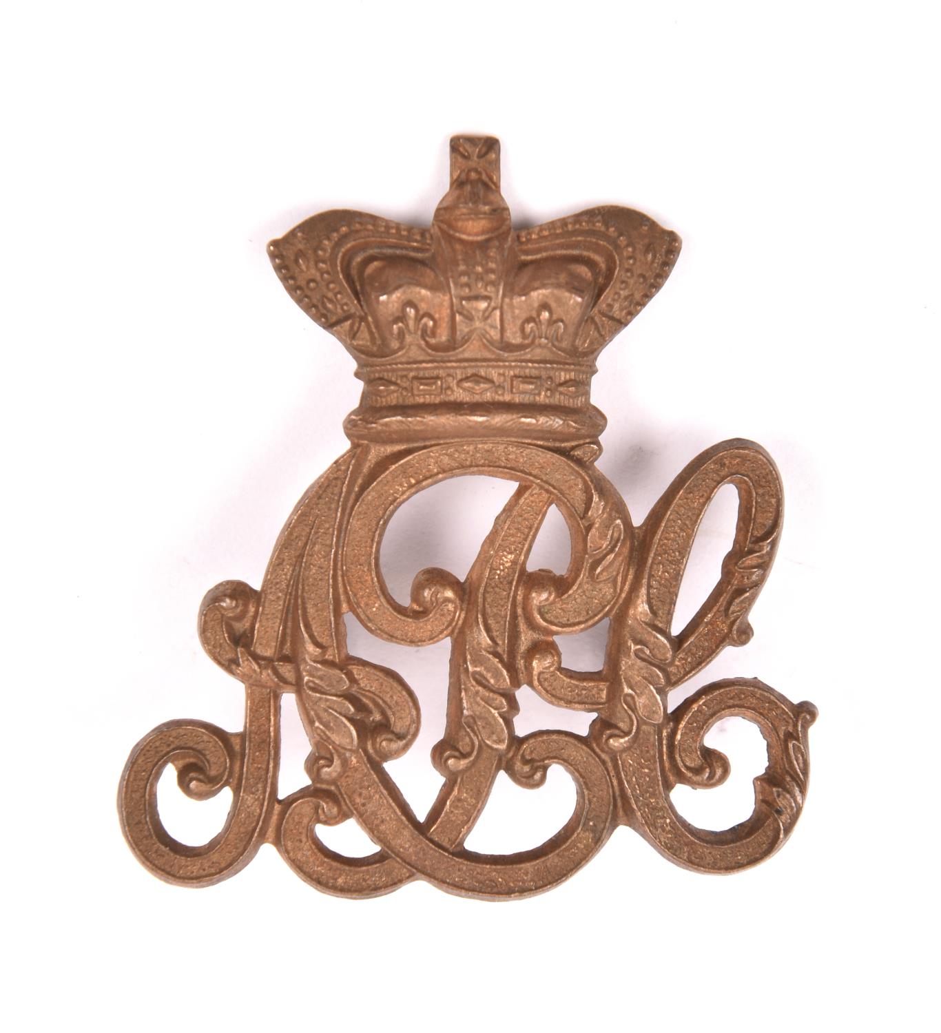 A Vic OR’s cap badge of the Army Pay Corps. GC £30-40