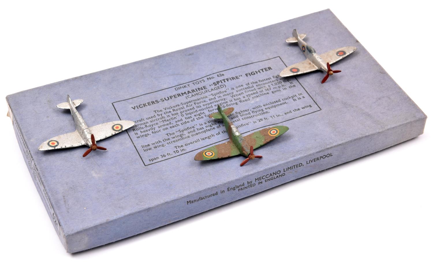 A Dinky Toys set box for 62e; Spitfire Fighter. Intended to hold 6x camouflaged examples (now