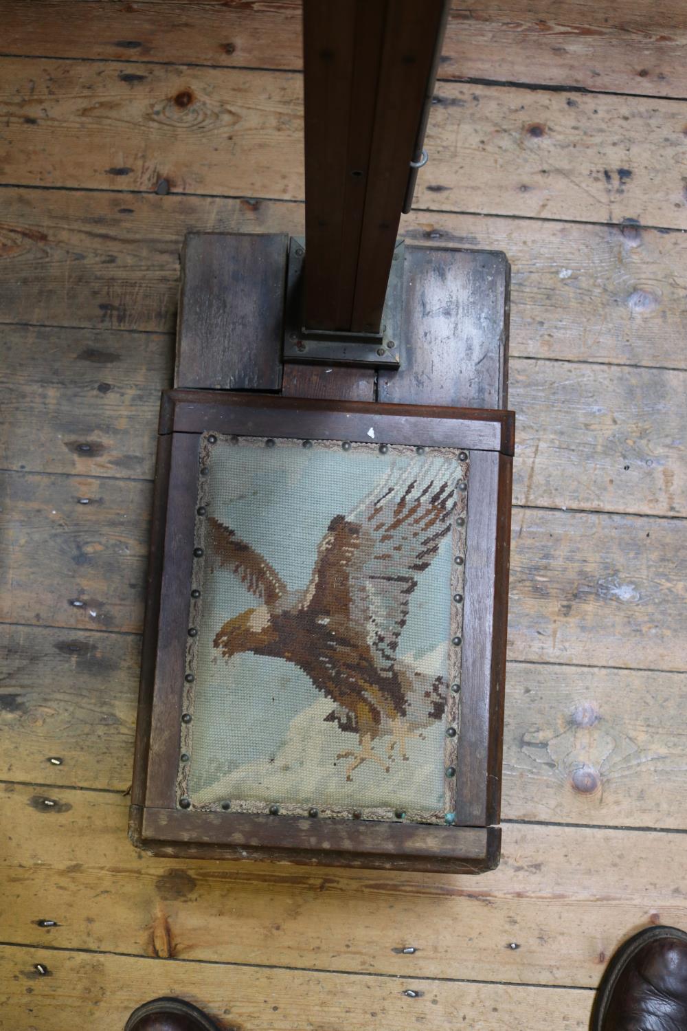 A set of late 19th Century Victorian weighing scales by W&T Avery, Birmingham Ltd. In brass and - Image 3 of 3