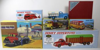 6 Atlas Dinky. Camion Unic Multibenne Et Citerne (805). Tracteur Willeme et Semi-Remorque Bachee (