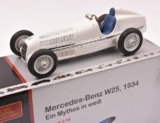 CMC 1:18 Mercedes-Benz W25 1934. Superbly detailed and finished in its original pre-race white
