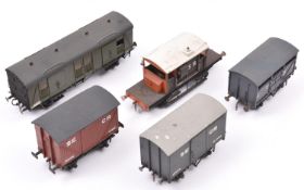 5x O gauge kit built/adapted Southern related freight wagons/vans. An SR Guard's van. An SR parcel