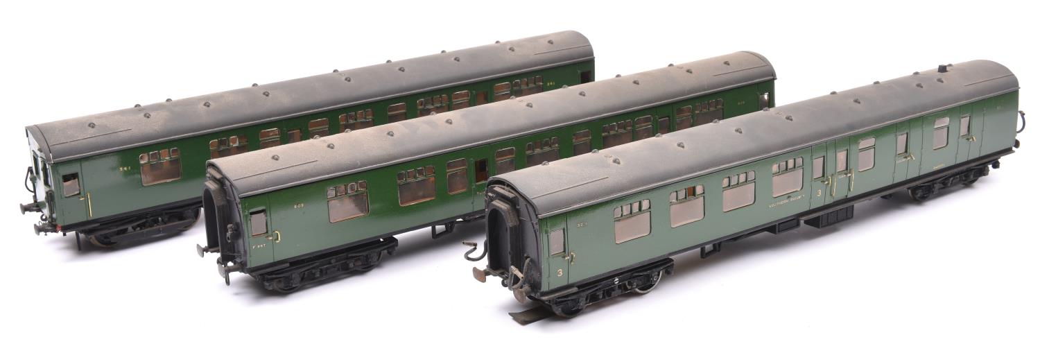 3x O gauge Southern Railway corridor coaches by Lima, re-bogied and with additional detailing. A