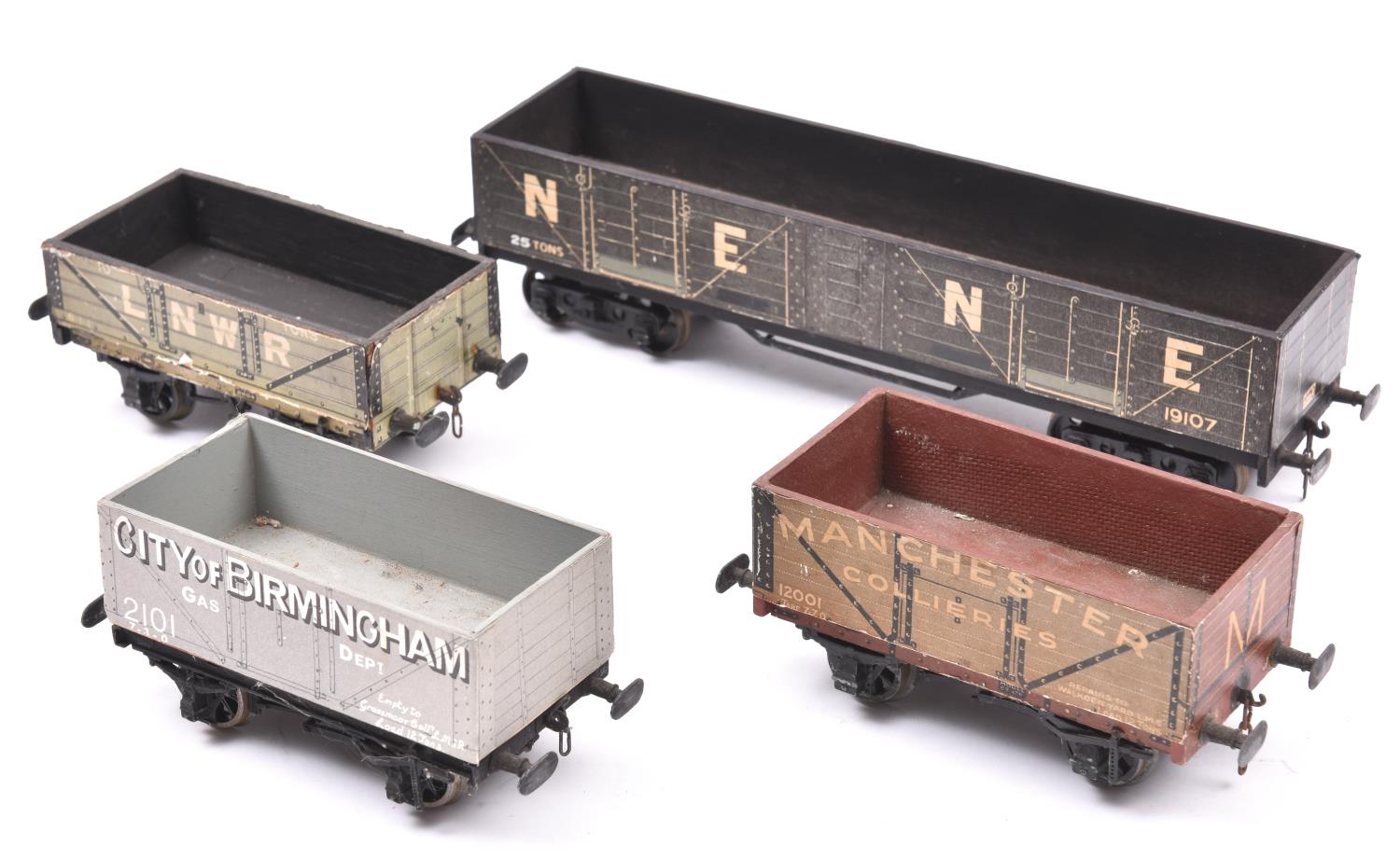 4x O gauge freight wagons/vans. 2x open wagons; LNWR and Manchester Collieries. Plus