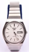 A Seiko Automatic watch with automatic self winding movement. Stainless steel case and bracelet,