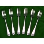 A set of six silver cake forks of plain design. Hallmarked Sheffield 1937, 'EV'. VGC. £20-40