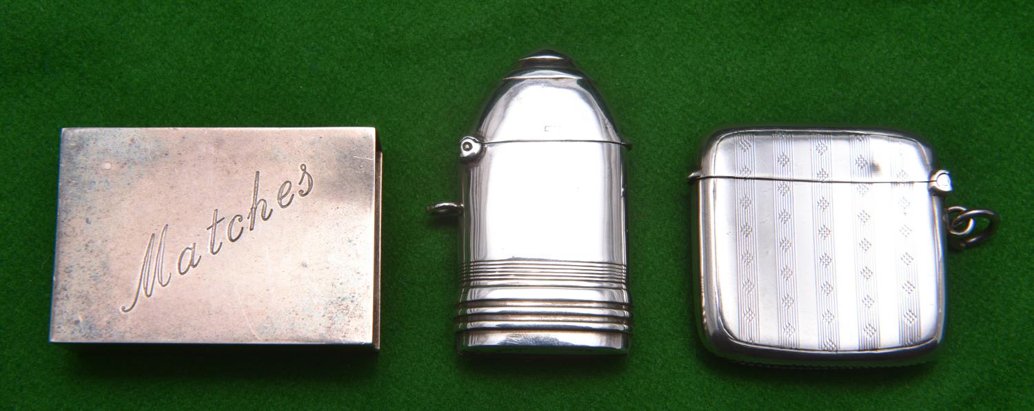 2x silver Vesta cases and a silver matchbox cover. Engine turned Vesta case hallmarked Birmingham - Image 2 of 2