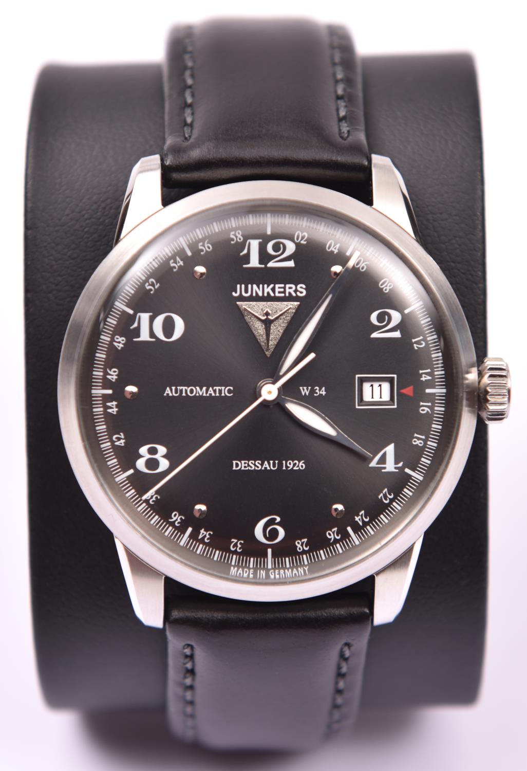 A Junkers Dessau 1926 W34 Automatic watch with automatic self winding mechanism. (6350/3400). With