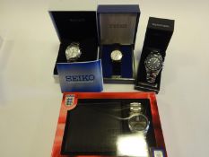 4x quartz watches. A Seiko chronograph sports watch. A Seiko dress watch. A Sekonda Submariner