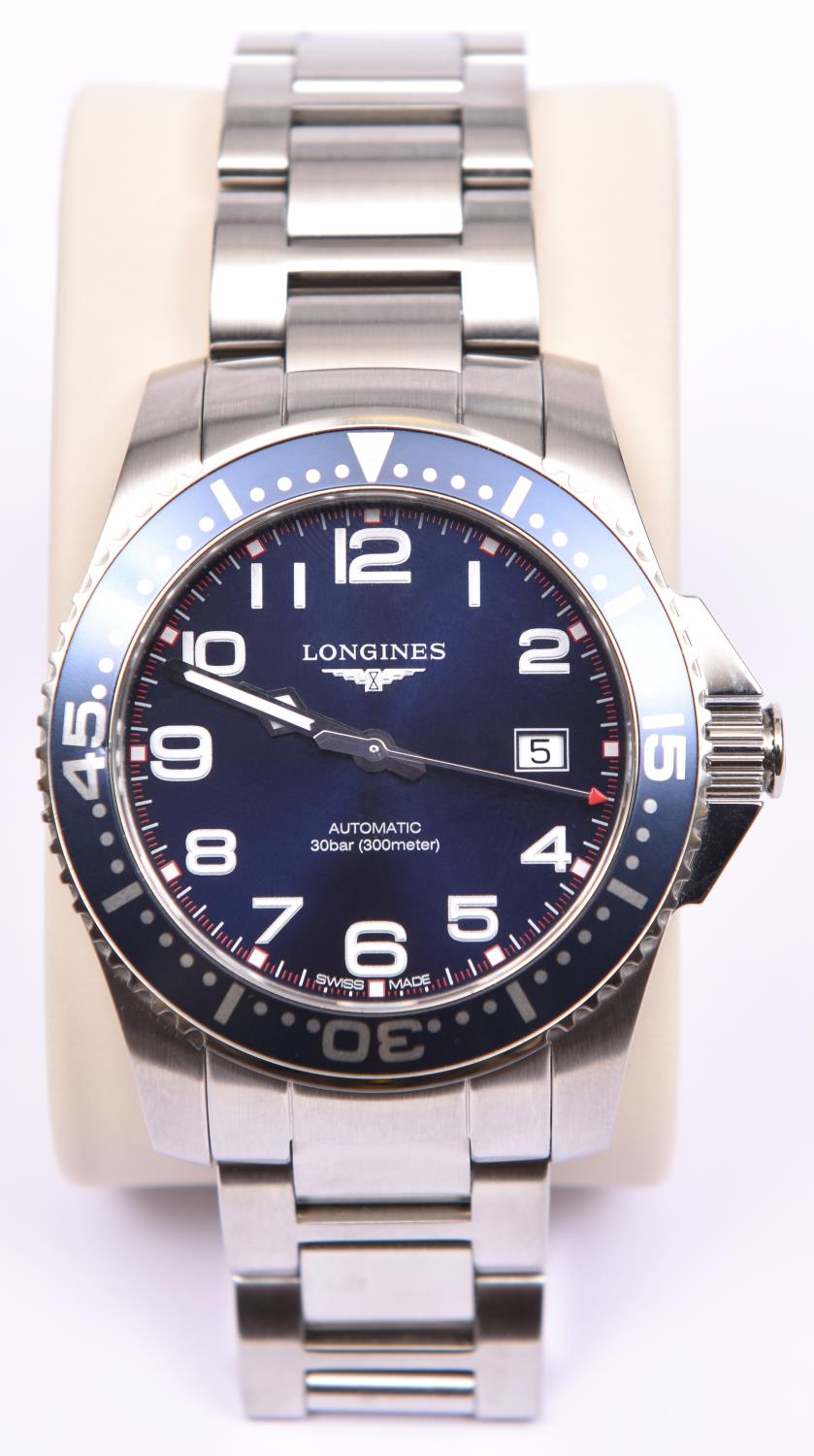 A Longines Hydro Conquest Automatic watch with automatic self winding mechanism. Stainless steel