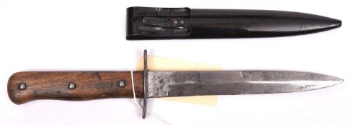 A good Third Reich Nahkampfmesser fighting knife, (Stephens “Fighting Knives” 158), 6¼” blade with
