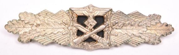 A Third Reich close combat clasp in silver, GC £85-100