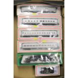 11x HO gauge railway items by Model Power and Mehano. 3x locomotives; a Lehigh Valley Co-Co diesel