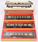 A Hornby Brighton Belle 1967 Pullman Cars pack. Comprising 3 Pullman cars: 'Mona','Gwen' and 'Car