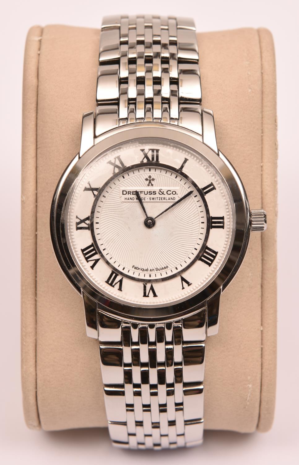 A Dreyfuss & Co. DGB00010/01 Series 1980 watch with quartz movement. Stainless steel case and