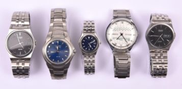 5x wrist watches, all with stainless steel cases and bracelets. A Citizen Eco-Drive with blue face