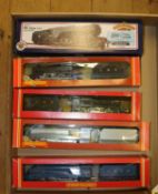 5x OO gauge locomotives by Hornby Railways and Bachmann Branch-Line. A BR Class V2 2-6-2 tender