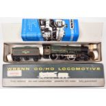 A Wrenn OO gauge BR Castle Class 4-6-0, Cardiff Castle 4075, in lined green livery (2221). Boxed