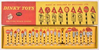 Dinky Toys British Road Signs set (772). The largest set Dinky produced, containing 24 common