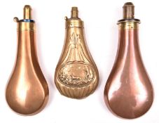 A large plain copper powder flask, 8¼” overall, with charger for 3½-4½ drams, the patent top