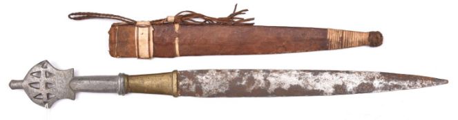 A 20th century North African (Sudan or Abyssinia ?) short sword, leaf shaped DE blade 15½”, the hilt