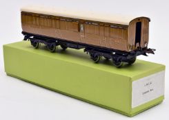 A Middleton Products, Australia, Hornby Series style O gauge tinplate LNER luggage van, 4146.