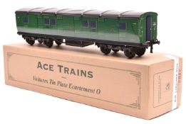 An Ace Trains Overlay Series O gauge Southern Railway bogie Luggage van in green livery, 2464.