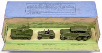 A scarce Dinky Toys Royal Tank Corps Light Tank Unit set (152). Comprising a light tank (152a),