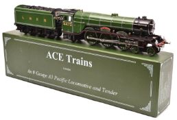 An Ace Trains O gauge LNER Class A3 tender locomotive, Flying Scotsman 4472, in lined green