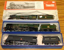 A Wills Finecast BR class A3 4-6-2 tender locomotive. Presented as Spearmint, RN 60100. With