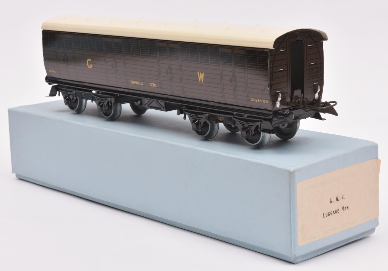 A Middleton Products, Australia, Hornby Series style O gauge tinplate GWR Siphon G milk van, 1270.