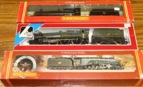 3 'OO' gauge Locomotives. 2 Hornby: BR class A4 4-6-2 tender locomotive, Mallard, RN 60022 (350). In