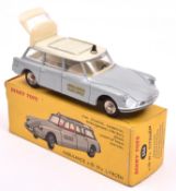 French Dinky Toys Ambulance ID 19 Citroen (556). In light grey with cream roof, light to front of