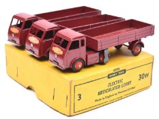 A Dinky Toys 3-vehicle Trade Box (30W). Electric Articulated Lorry. Containing 3 Hindle Smart-Helecs