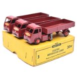 A Dinky Toys 3-vehicle Trade Box (30W). Electric Articulated Lorry. Containing 3 Hindle Smart-Helecs