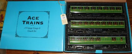 An Ace Trains O gauge Southern Railway C/1 3 coach set in lined green livery. Full First, Full Third