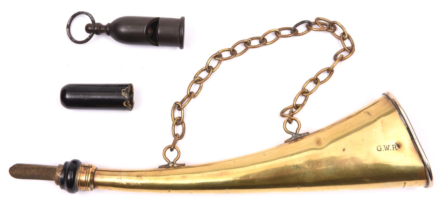 2x GWR items. A guard's horn whistle, engraved GWR underneath. Together with a brass horn siren with