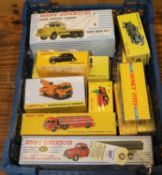 12 French Atlas Dinky. Camion Petrolier Saharien GBO Berliet Avec Chevre (888). Tracteur Willeme