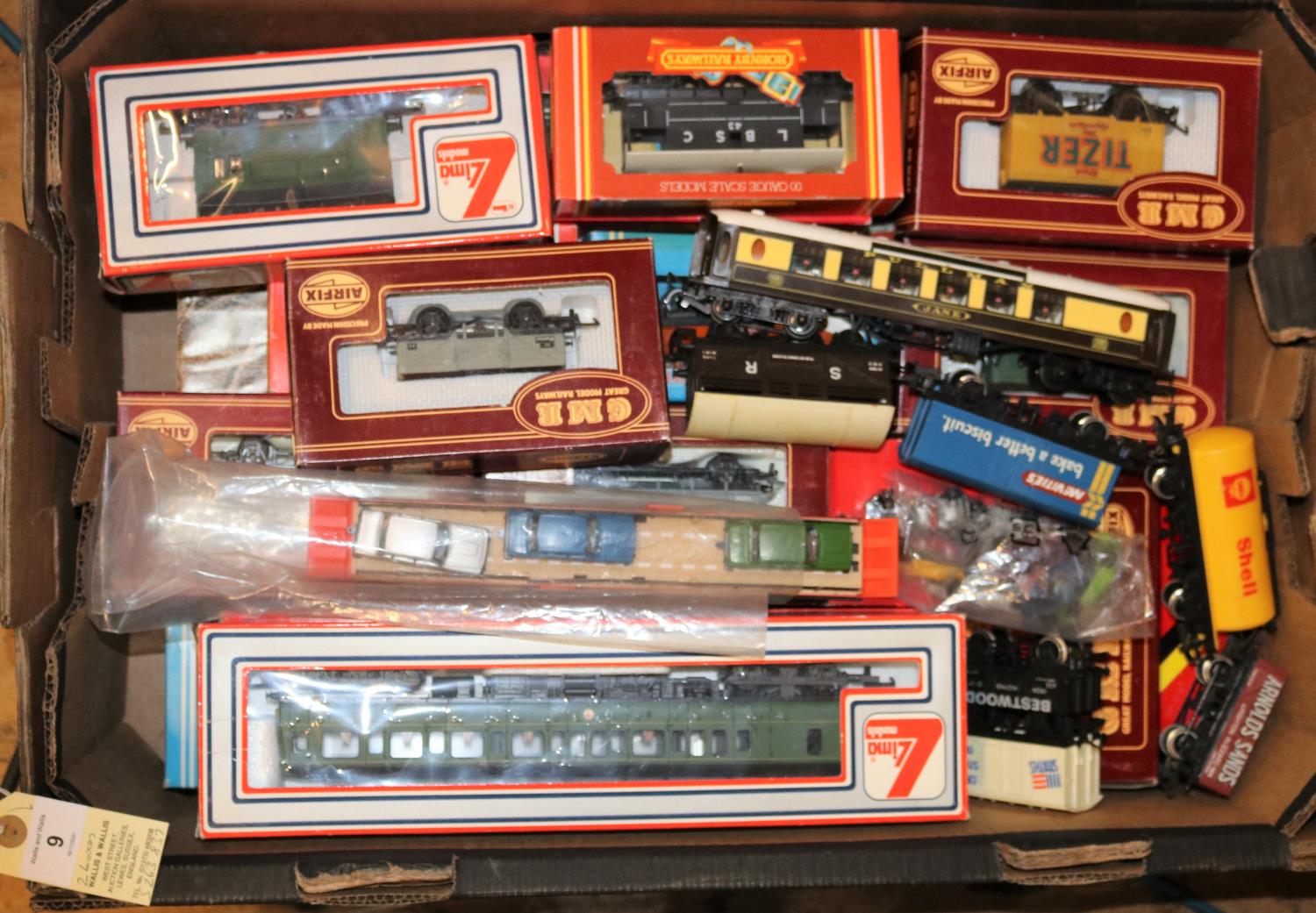 Quantity of OO gauge model railway. By Hornby, Lima, GMR etc. GWR King Class King Henry VIII,