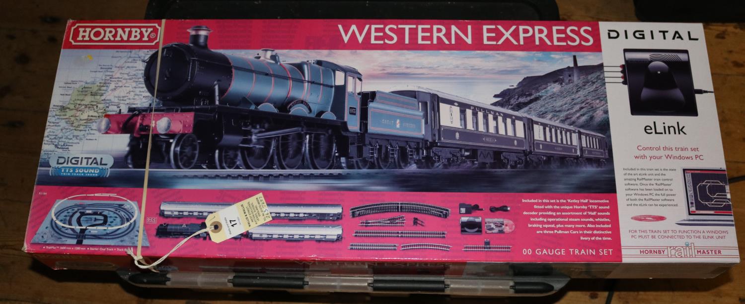 A Hornby 'OO' gauge Digital eLink Train Set. 'Western Express'. (R1184). Comprising Great Western