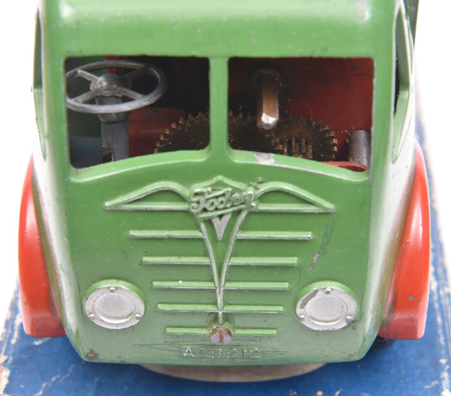 A Shackleton Foden FG. An example in green with red wheel arches. Boxed, some wear/minor damage to - Image 3 of 4