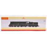 Hornby Hobbies BR (early) Merchant Navy Class (original) 'Clan Line' RN35028. (R.3436). An 'Air