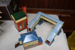 6 modern tinplate O gauge Southern Railway trackside buildings. Well constructed buildings in a