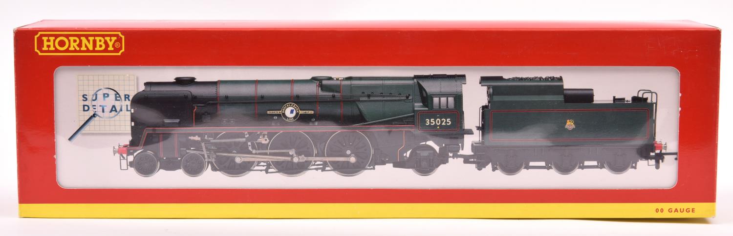 Hornby Hobbies BR Merchant Navy Class 'Brocklebank Line' (R.2267). RN35025. In lined Brunswick Green