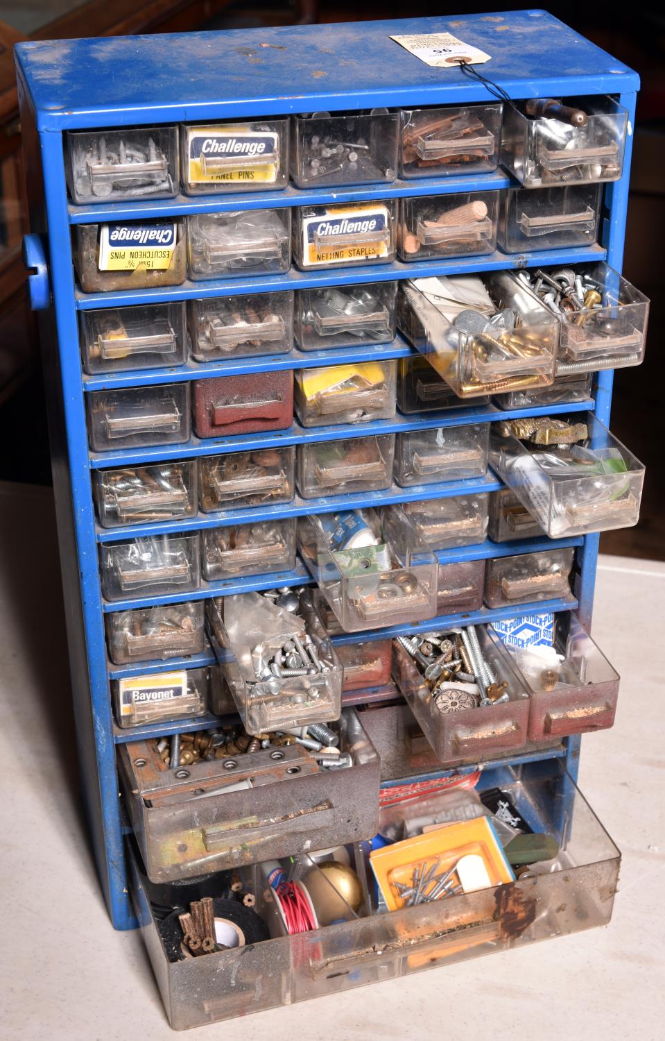 A quantity of O gauge modelling items, parts and spares, mainly for Hornby tinplate rolling stock - Image 3 of 6