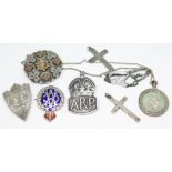 A mixed lot of hallmarked silver and other badges/jewellery including an Army Vetinary Corps