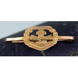 A South Lancashire Prince of Wales Volunteers sweetheart brooch, marked 9c, length 38mm, wt. 2.30g.